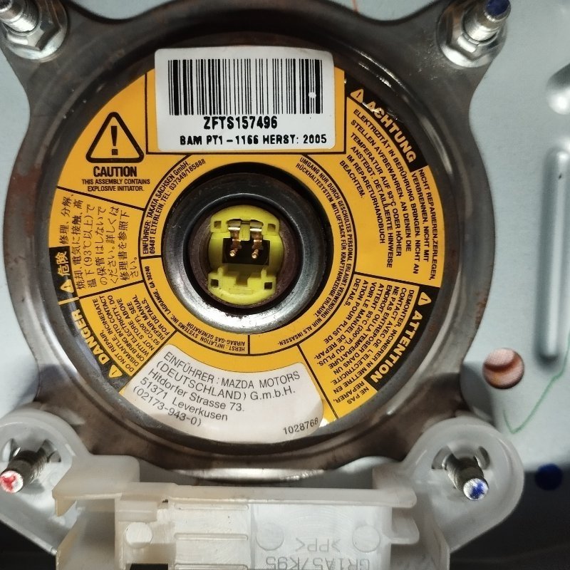 Подушка безопасности в рулевое колесо 6 2005 GG