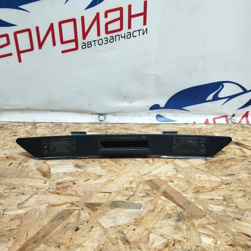 Накладка двери багажника AUDI A4 2006 B7 8E0827657G Б/У