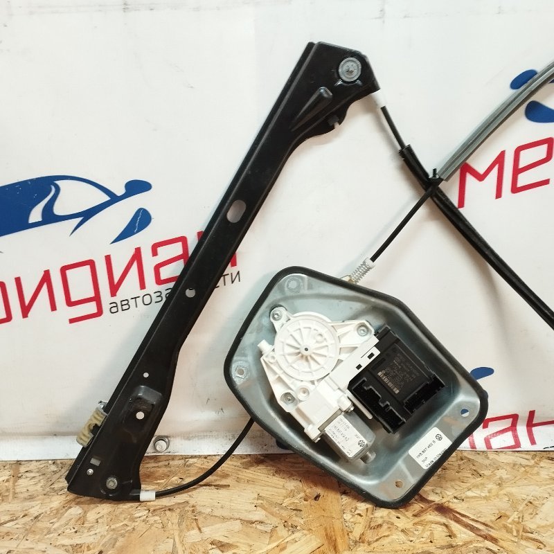 Стеклоподъемник электрический передний правый JETTA 2008 V