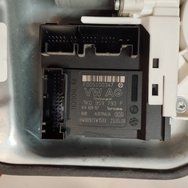 Стеклоподъемник электрический передний правый JETTA 2008 V