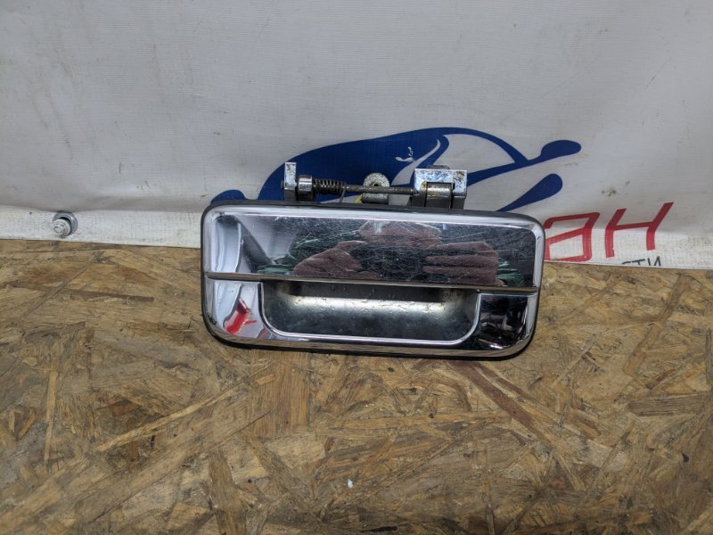 Запчасть ручка открывания багажника MAZDA BT50 2011 I 2.5 UR616575 Б/У Ручка открывания багажника MAZDA BT50 2011 I 2.5 UR616575 Б/У