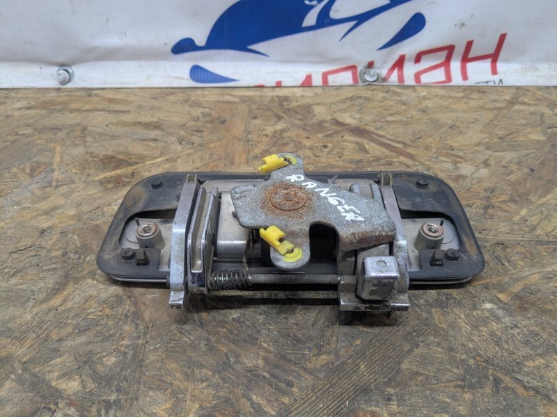 Ручка открывания багажника BT50 2011 I 2.5 Ручка открывания багажника BT50 2011 I 2.5