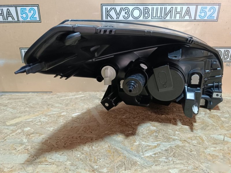 Фара левая Sandero 2009-2014 хром маска