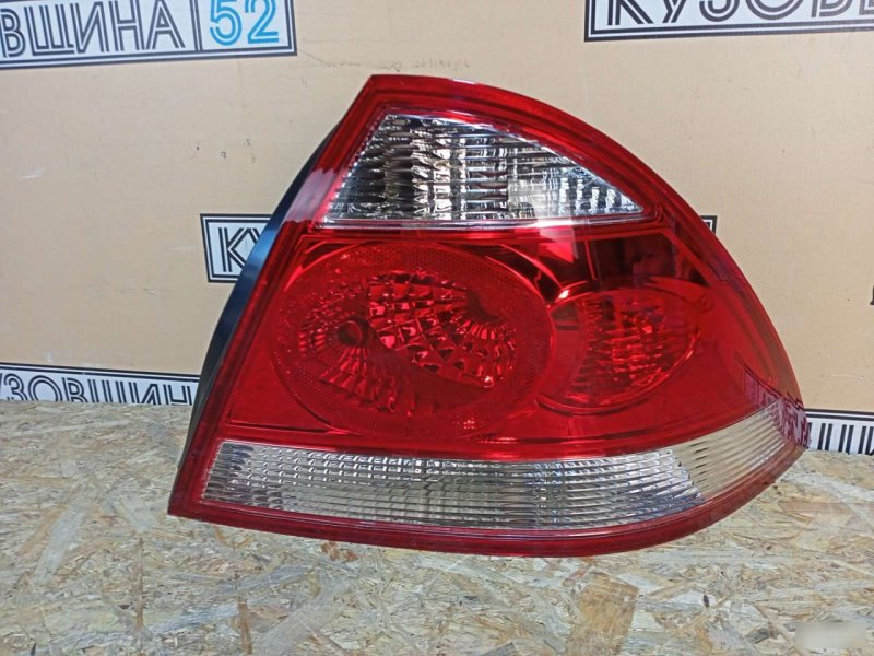 Фонарь правый Almera Classic B10 2006-2013 Фонарь правый Almera Classic B10 2006-2013