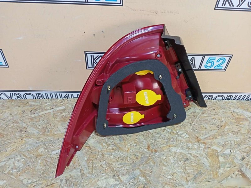 Фонарь правый Almera Classic B10 2006-2013 Фонарь правый Almera Classic B10 2006-2013
