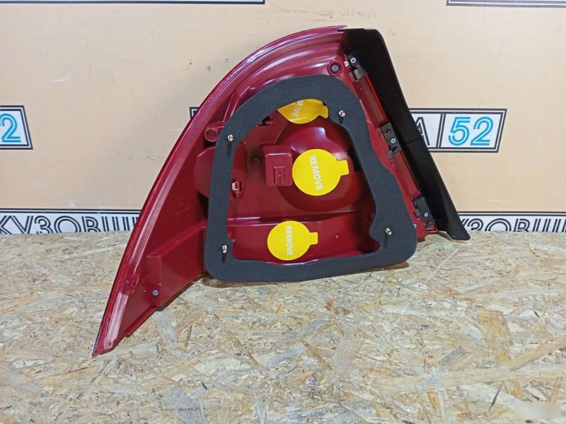 Фонарь правый Almera Classic B10 2006-2013 Фонарь правый Almera Classic B10 2006-2013