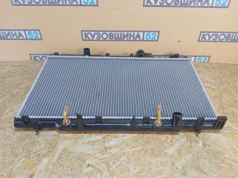 Радиатор ДВС CR-V 2 2001-2006 AT Радиатор ДВС CR-V 2 2001-2006 AT