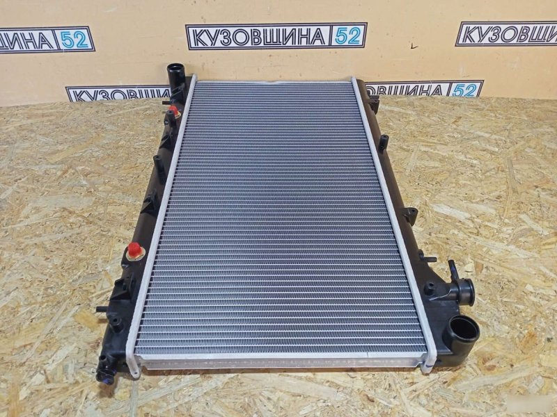 Радиатор ДВС Forester SG/Impreza GD/GG 2002-2007 AT Радиатор ДВС Forester SG/Impreza GD/GG 2002-2007 AT