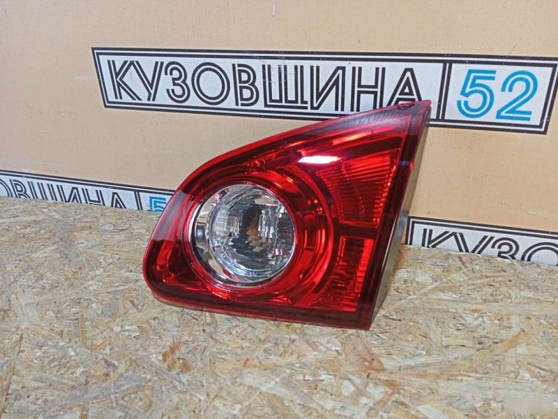 Фонарь в крышку багажника правый Qashqai 1 J10 2006-2010 до рест Фонарь в крышку багажника правый Qashqai 1 J10 2006-2010 до рест