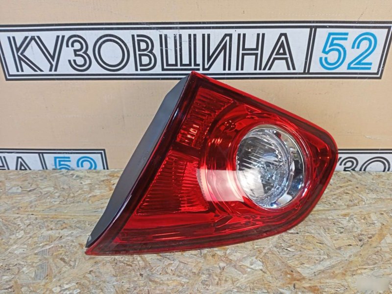 Фонарь в крышку багажника правый Qashqai 1 J10 2006-2010 до рест Фонарь в крышку багажника правый Qashqai 1 J10 2006-2010 до рест