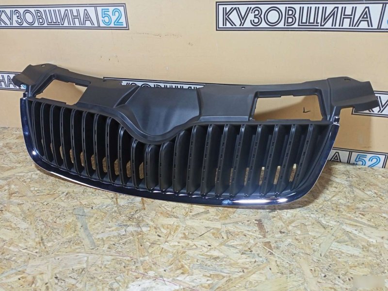 Решетка радиатора Fabia 2 2007-2010 до рест