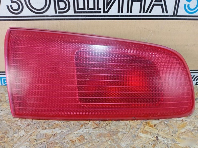 Фонарь внутренний левый 2 DY3W 2002