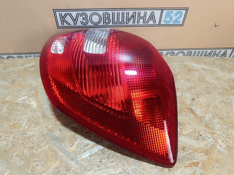 Фонарь правый Fabia 2 2007-2014 HBK/Wagon