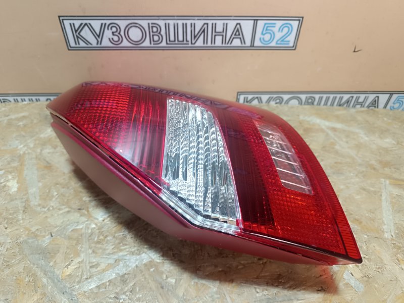 Фонарь правый Fabia 2 2007-2014 HBK/Wagon
