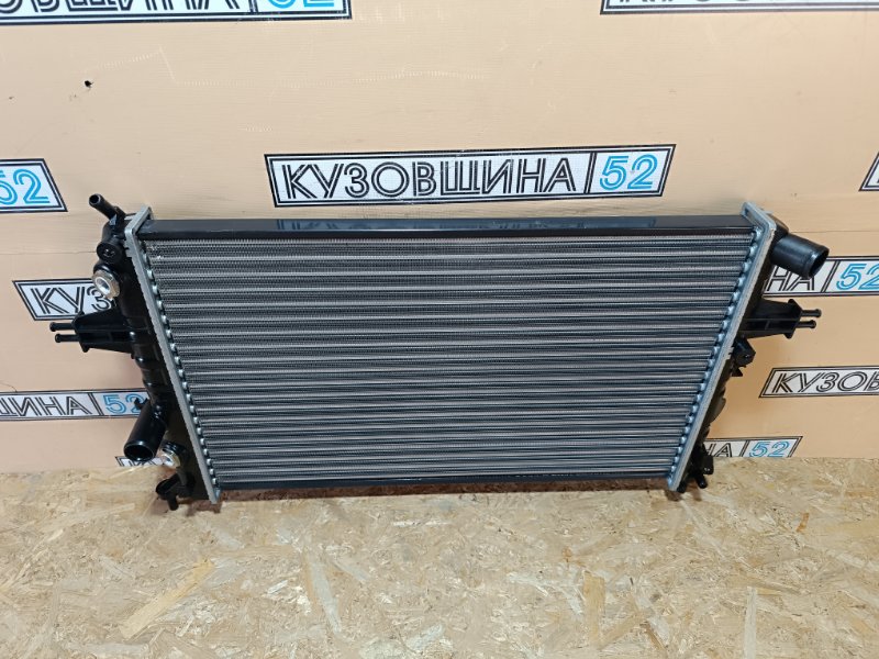 Радиатор ДВС Astra G/ Viva 1998-2004 АТ 1.4/1.6/1.8/2.2L