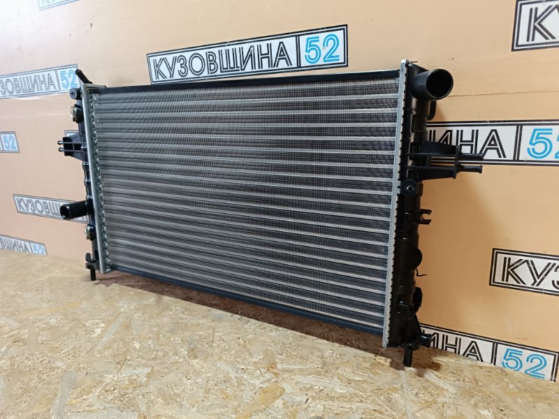 Радиатор ДВС Astra G/ Viva 1998-2004 АТ 1.4/1.6/1.8/2.2L