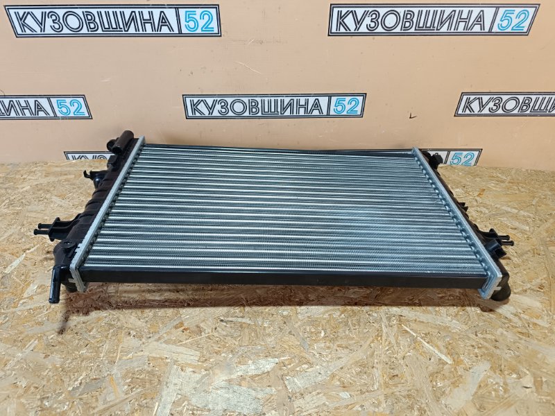 Радиатор ДВС Astra G/ Viva 1998-2004 АТ 1.4/1.6/1.8/2.2L