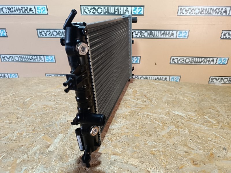 Радиатор ДВС Astra G/ Viva 1998-2004 АТ 1.4/1.6/1.8/2.2L