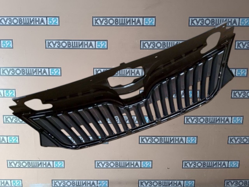 Решетка радиатора Rapid 1 2012-2020 с молдингом