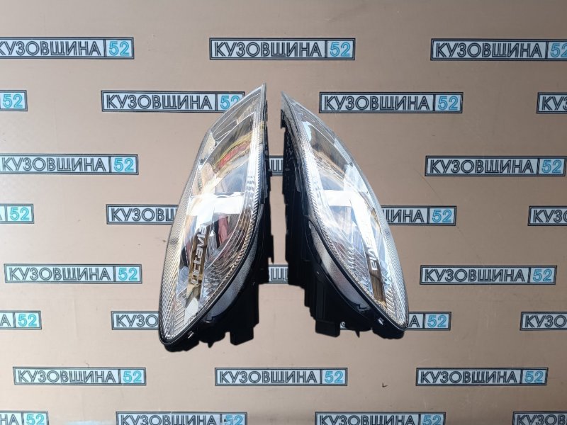 Фара комплект передняя Octavia A5 2008-2013 рест ЭК Фара комплект передняя Octavia A5 2008-2013 рест ЭК