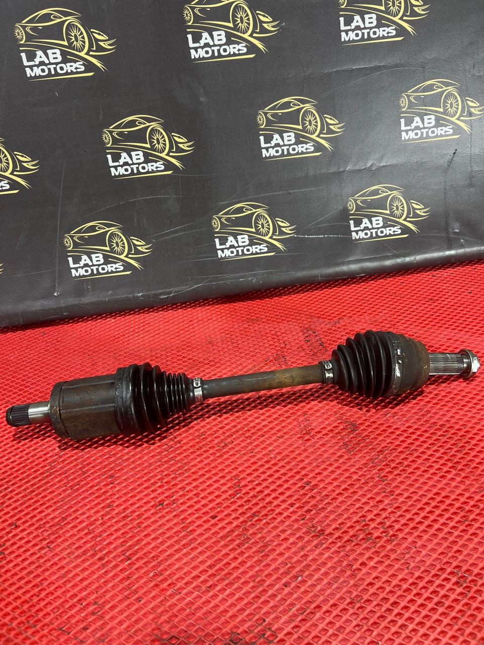 Запчасть привод передний левый BMW X5 2010 E70 N52B30 Б/У Привод передний левый BMW X5 2010 E70 N52B30 Б/У