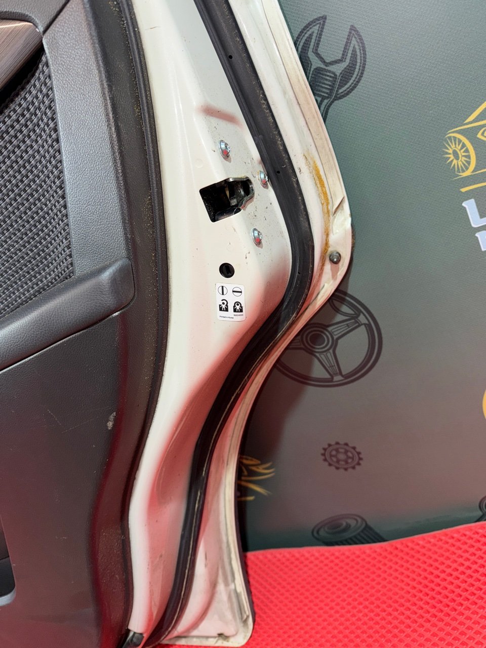Дверь боковая задняя правая Winstorm 2007 C100 Z20S Дверь боковая задняя правая Winstorm 2007 C100 Z20S