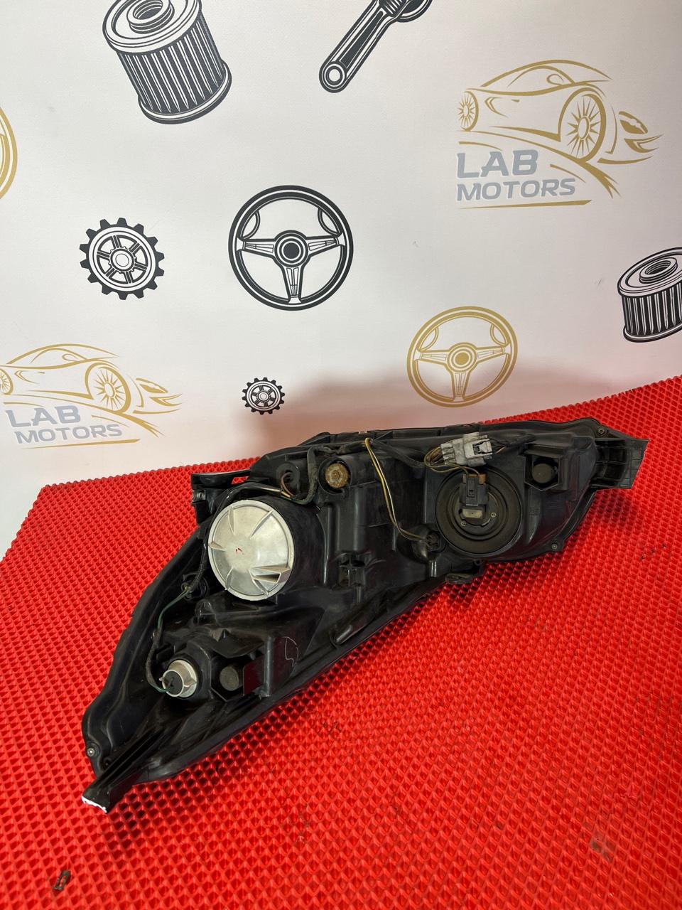 Фара правая Legacy 2011 BR EZ36 Фара правая Legacy 2011 BR EZ36