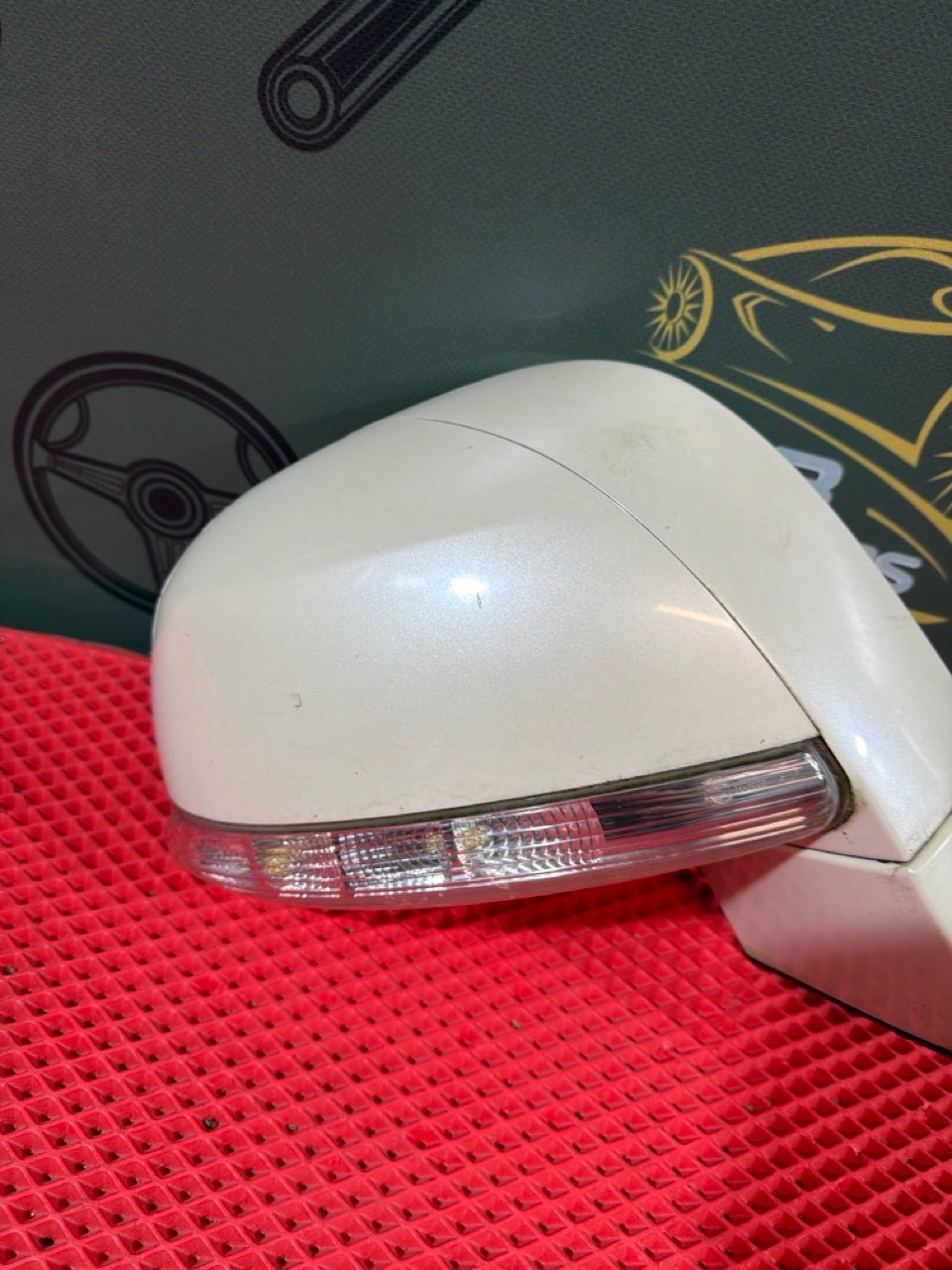 Зеркало заднего вида боковое правое Winstorm 2007 C100 Z20S
