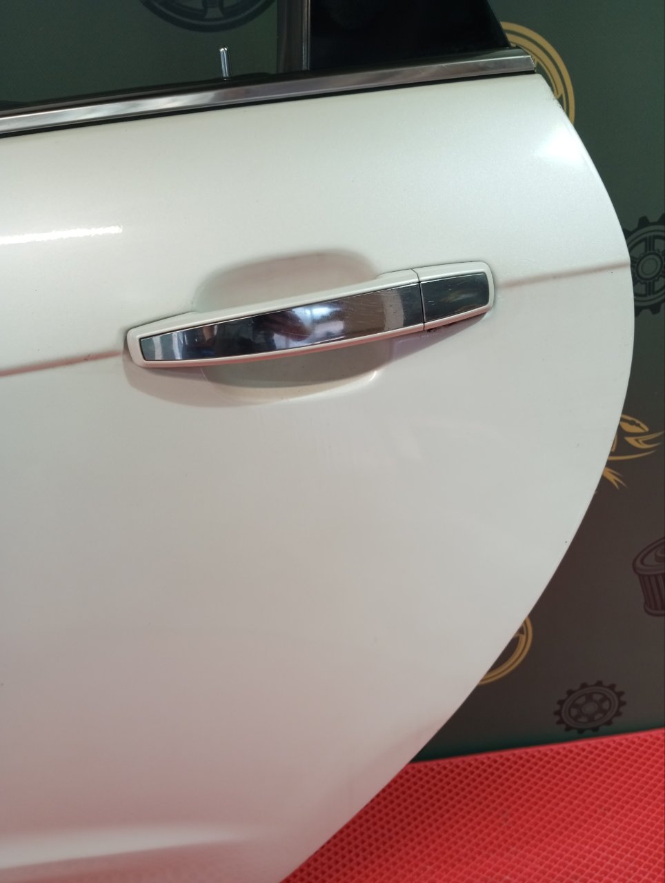 Дверь боковая задняя левая SRX4 2009