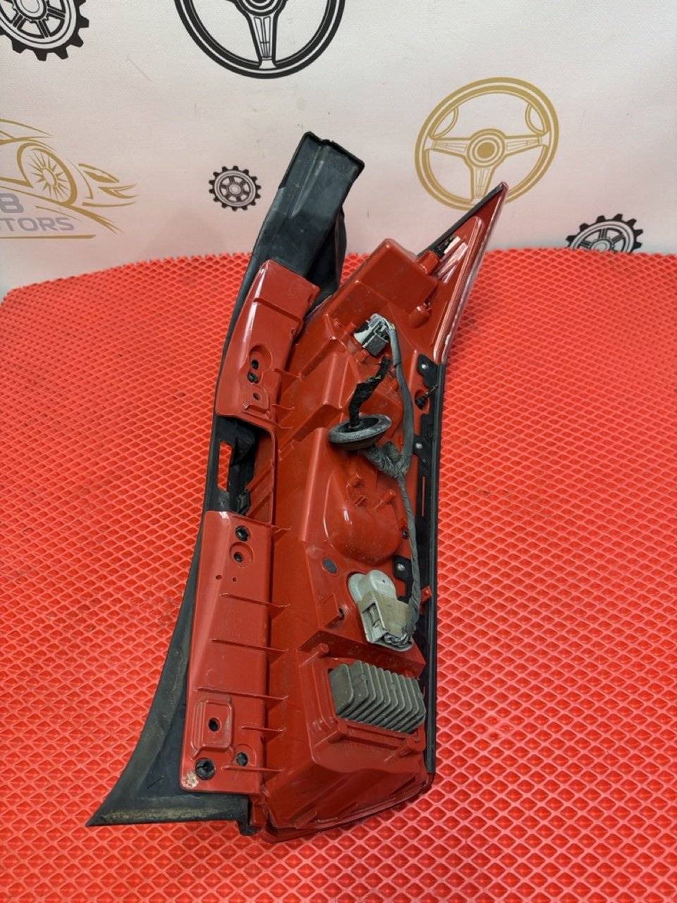 Стоп-сигнал левый SRX4 2009
