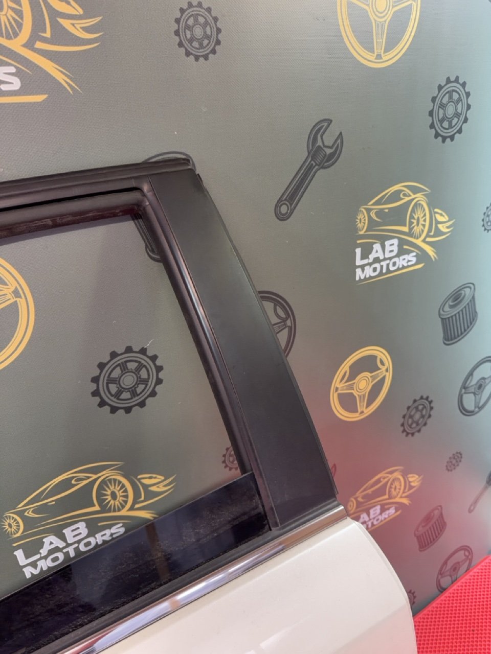 Дверь боковая задняя правая Antara 2010 C105 Дверь боковая задняя правая Antara 2010 C105