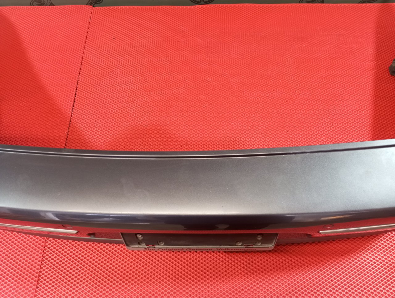 Бампер задний Passat 2008 B6 Бампер задний Passat 2008 B6