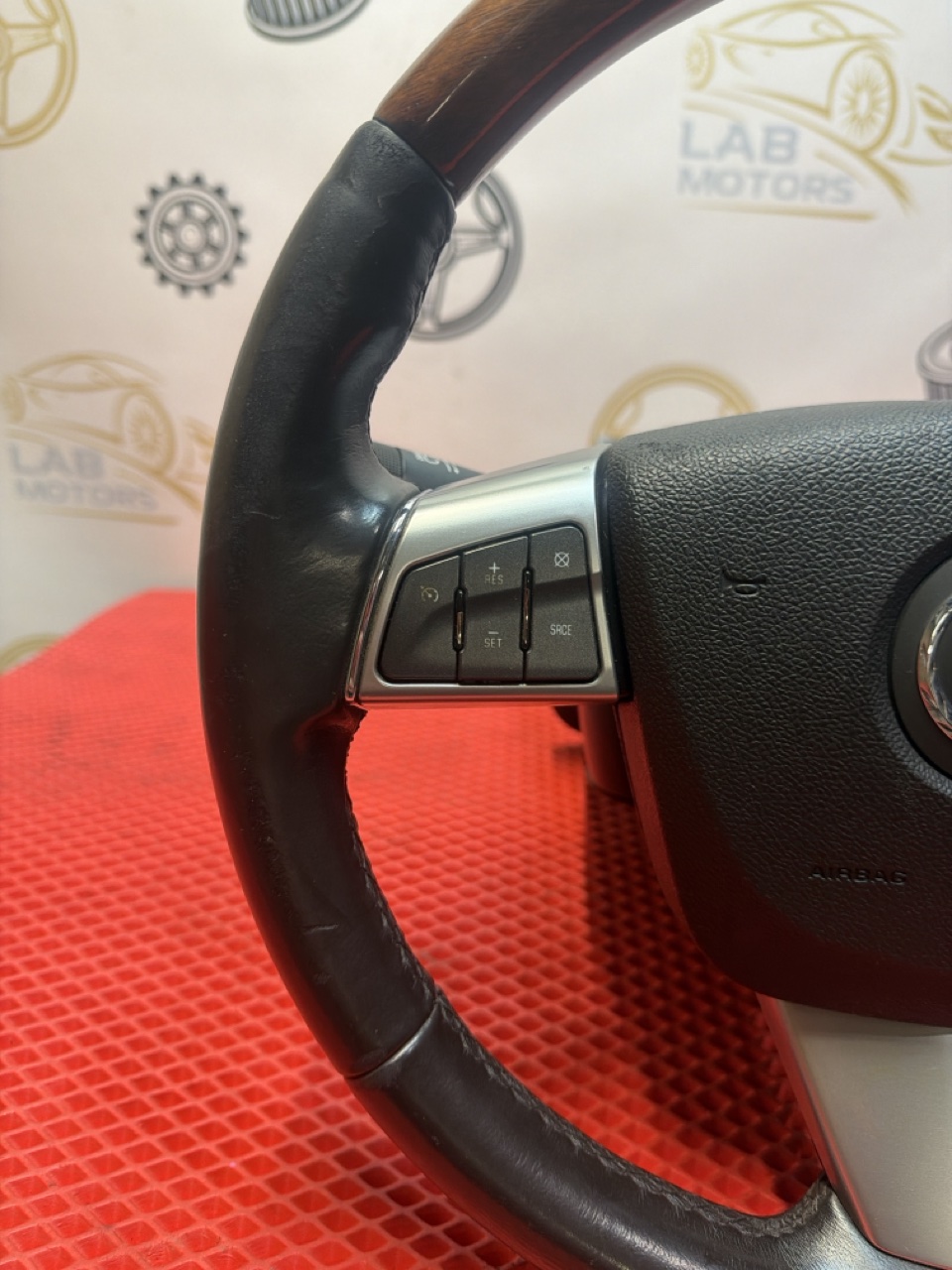 Руль SRX4 2009 Руль SRX4 2009