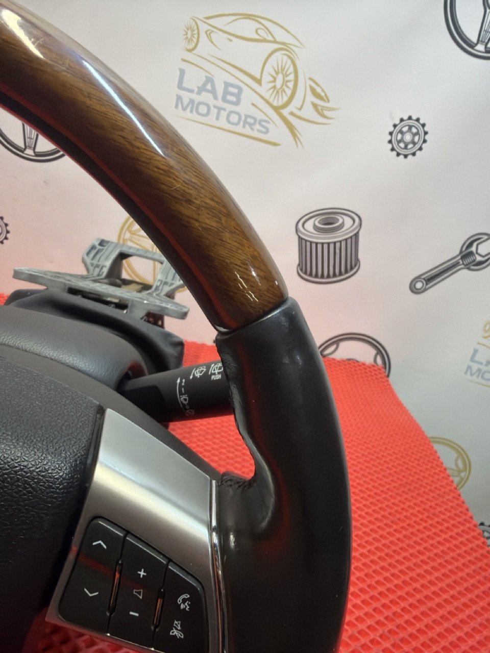 Руль SRX4 2009 Руль SRX4 2009