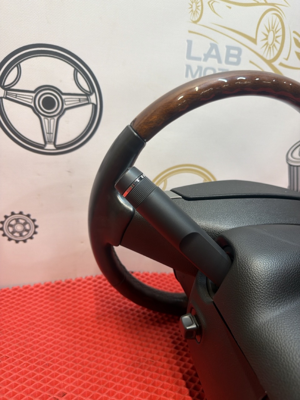 Руль SRX4 2009 Руль SRX4 2009