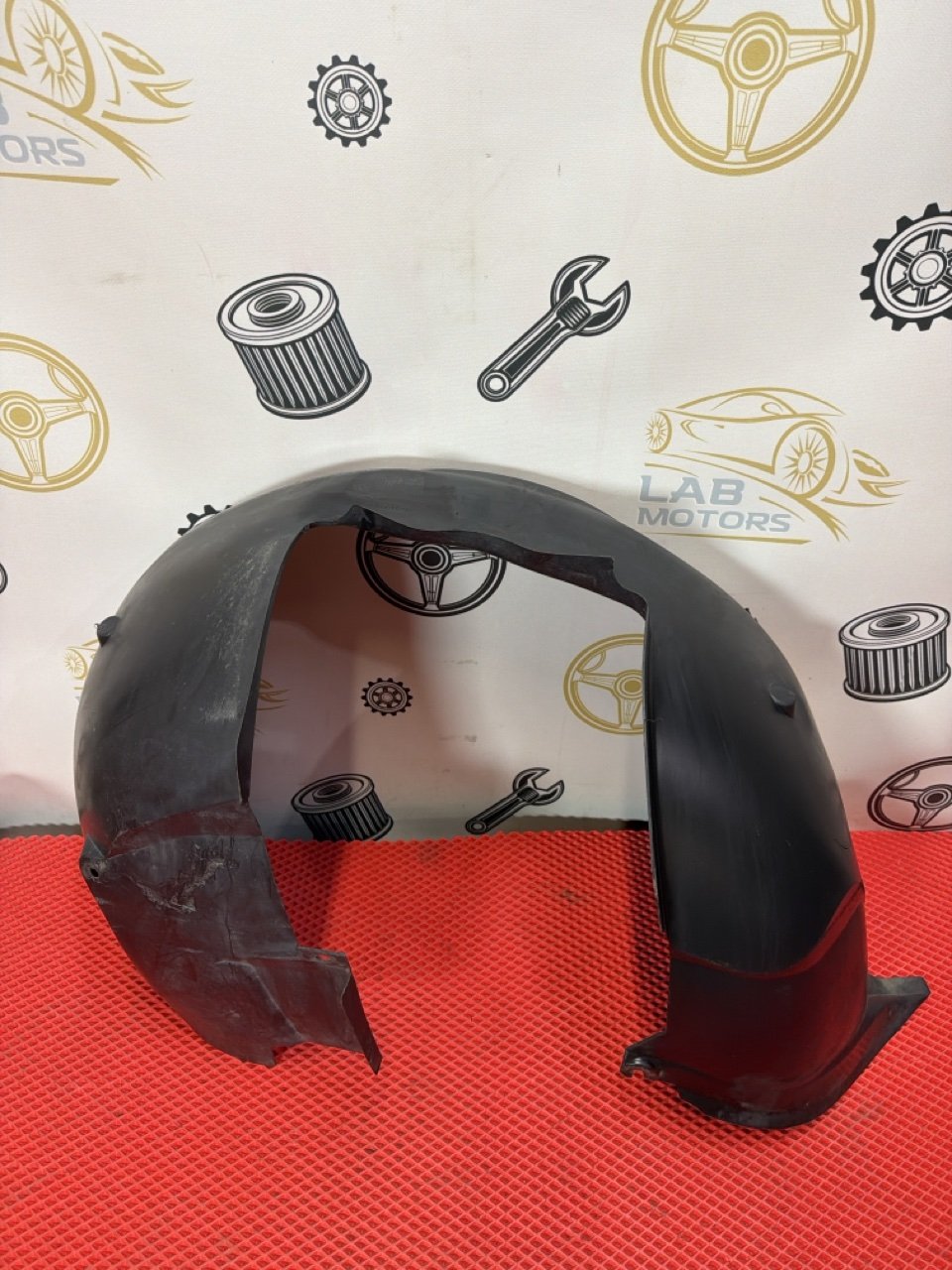 Запчасть подкрылок передний правый Volvo S60 2004 P24 B5204T5 30678120 Б/У Подкрылок передний правый Volvo S60 2004 P24 B5204T5 30678120 Б/У