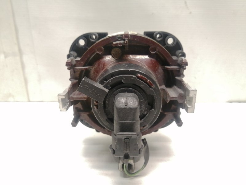 Фара противотуманная передняя X-TYPE X400 AJ20 Фара противотуманная передняя X-TYPE X400 AJ20