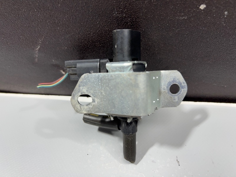 КЛАПАН ВАКУУМНЫЙ MAZDA ATENZA GG3P L3