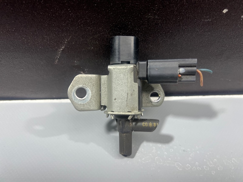 КЛАПАН ВАКУУМНЫЙ MAZDA ATENZA GG3P L3 L80118741 контрактная