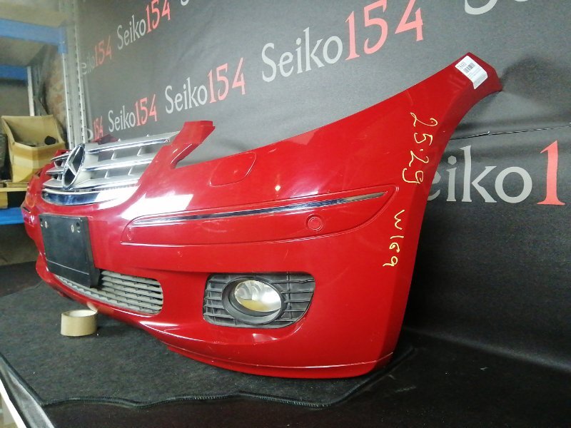 Бампер передний A-CLASS W169 M266 Бампер передний A-CLASS W169 M266