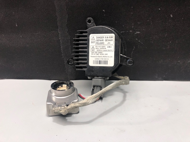 Блок ксенона NISSAN SERENA C26 MR20DD 28474-8991D контрактная