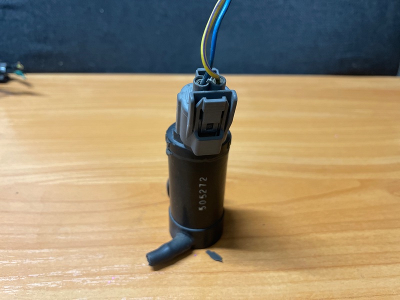 Мотор бачка омывателя SUBARU EXIGA YA4 EJ20 86611AG010 контрактная