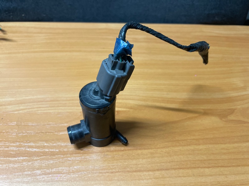 Мотор бачка омывателя SUBARU EXIGA YA4 EJ20 86611AG010 контрактная