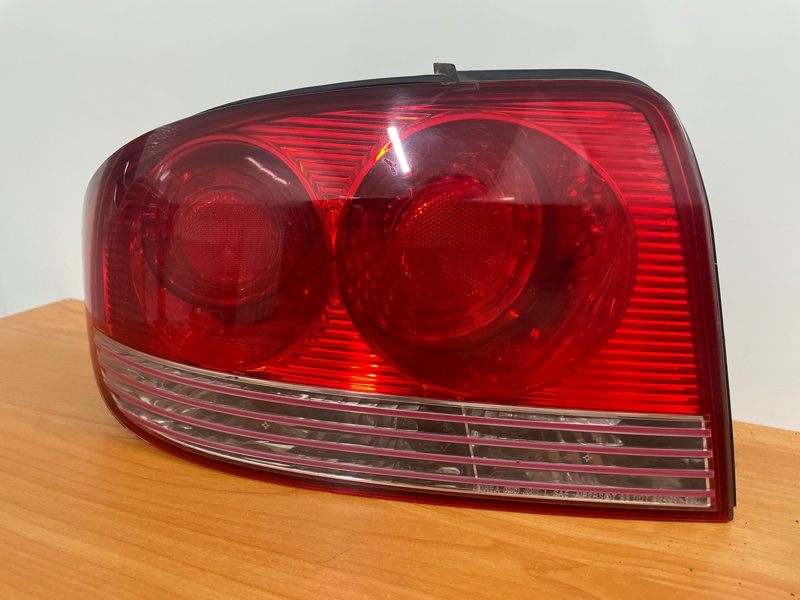 Стоп-сигнал задний левый HYUNDAI Sonata EF G4GC 94401-3D0 контрактная