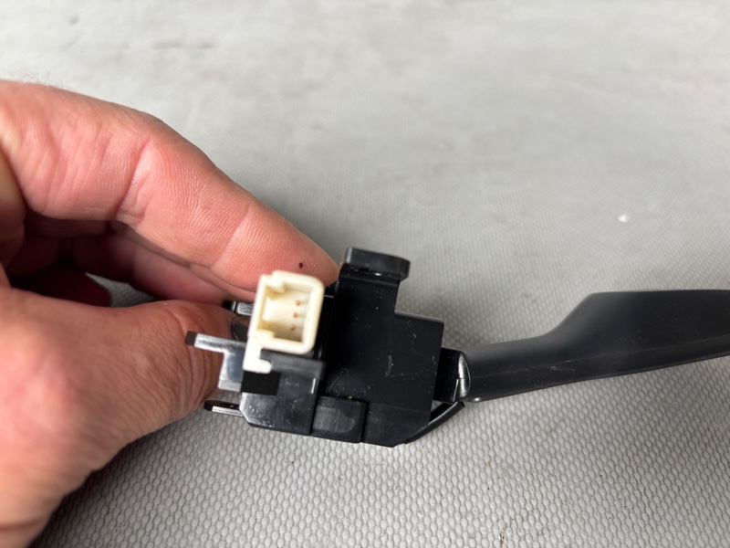 Ручка круиз контроля PRIUS ZVW30 2ZRFXE
