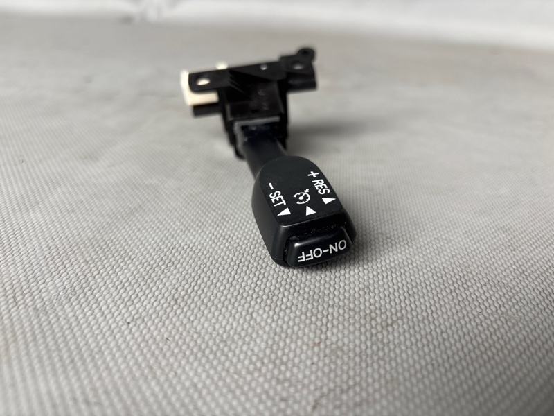 Ручка круиз контроля TOYOTA PRIUS ZVW30 2ZRFXE Ручка круиз контроля TOYOTA PRIUS ZVW30 2ZRFXE