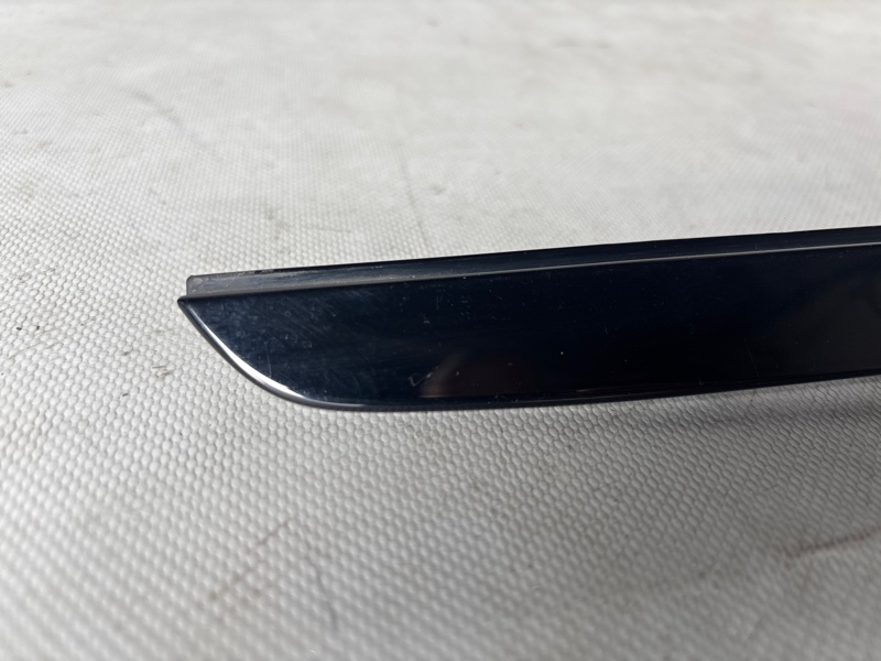 Заглушка полоза сдвижной двери задняя правая ALPHARD ANH10 2AZFE Заглушка полоза сдвижной двери задняя правая ALPHARD ANH10 2AZFE