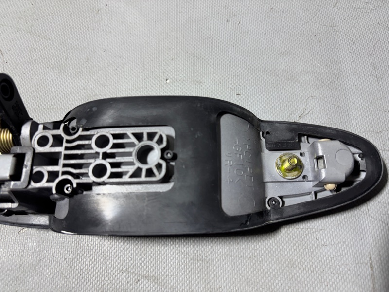 Ручка двери задняя правая MPV LW3W L3 Ручка двери задняя правая MPV LW3W L3
