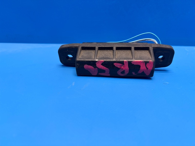 Кнопка открывания багажника TOYOTA ESTIMA ACR50W 2AZFE контрактная