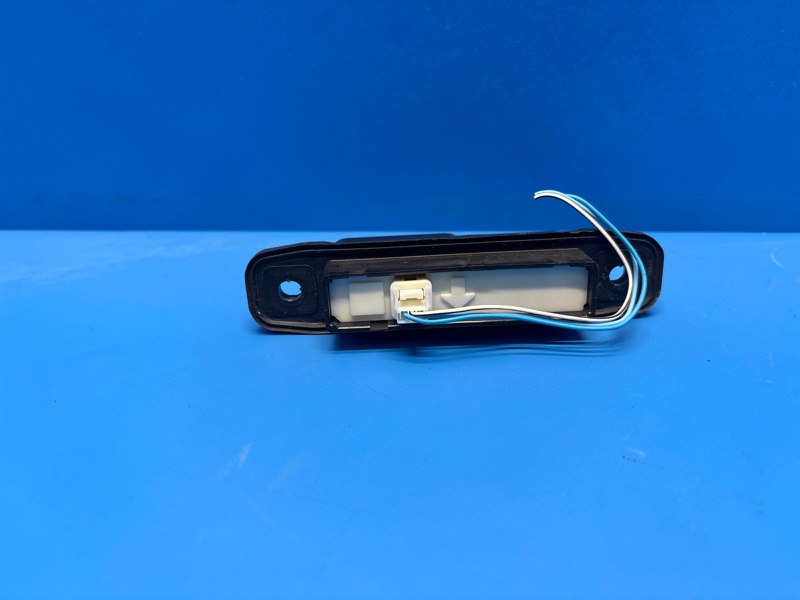 Кнопка открывания багажника ESTIMA ACR50W 2AZFE
